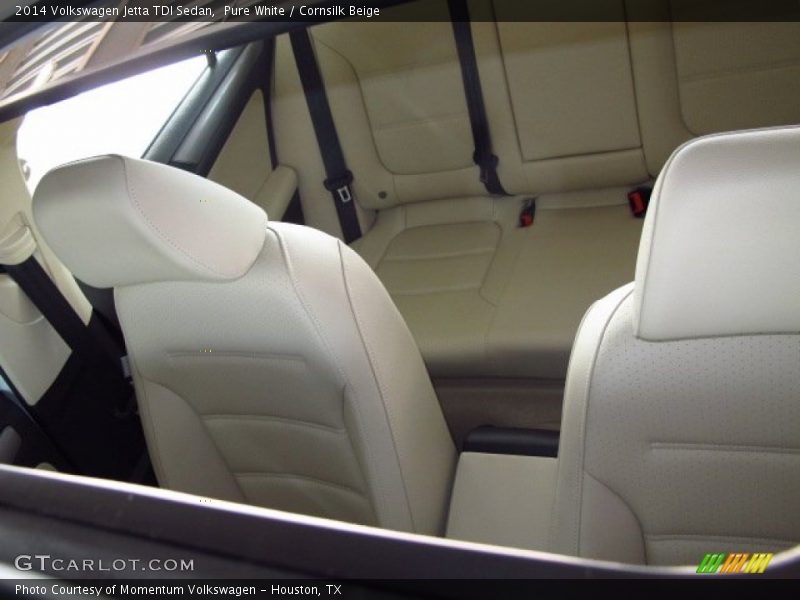 Pure White / Cornsilk Beige 2014 Volkswagen Jetta TDI Sedan