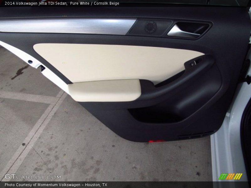 Pure White / Cornsilk Beige 2014 Volkswagen Jetta TDI Sedan