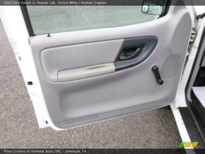 Oxford White / Medium Graphite 2000 Ford Ranger XL Regular Cab