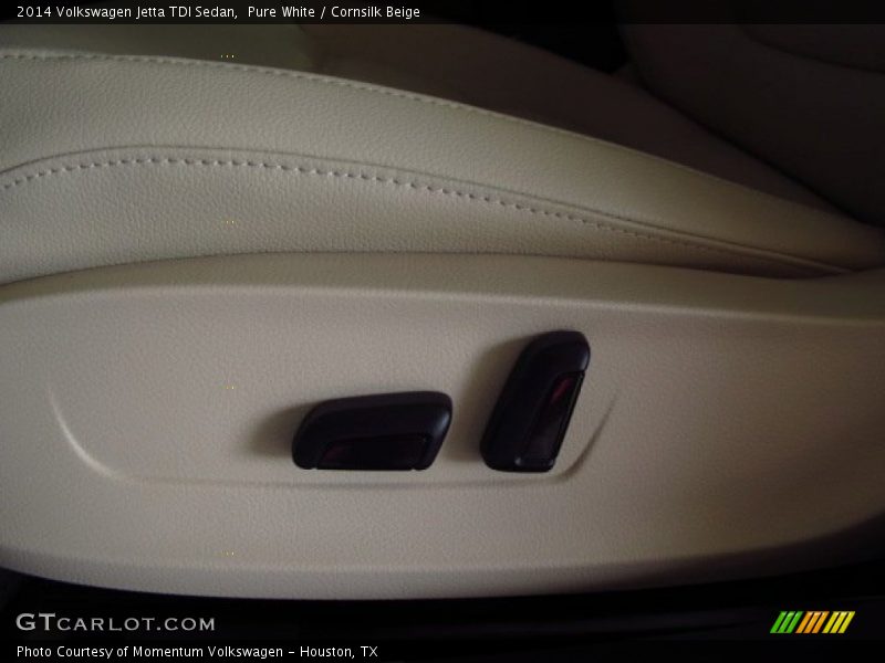Pure White / Cornsilk Beige 2014 Volkswagen Jetta TDI Sedan