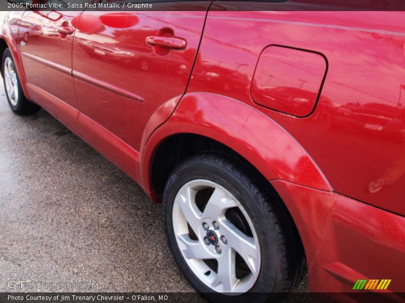 Salsa Red Metallic / Graphite 2005 Pontiac Vibe