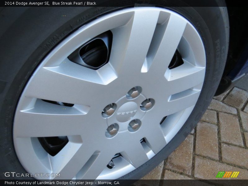 Blue Streak Pearl / Black 2014 Dodge Avenger SE