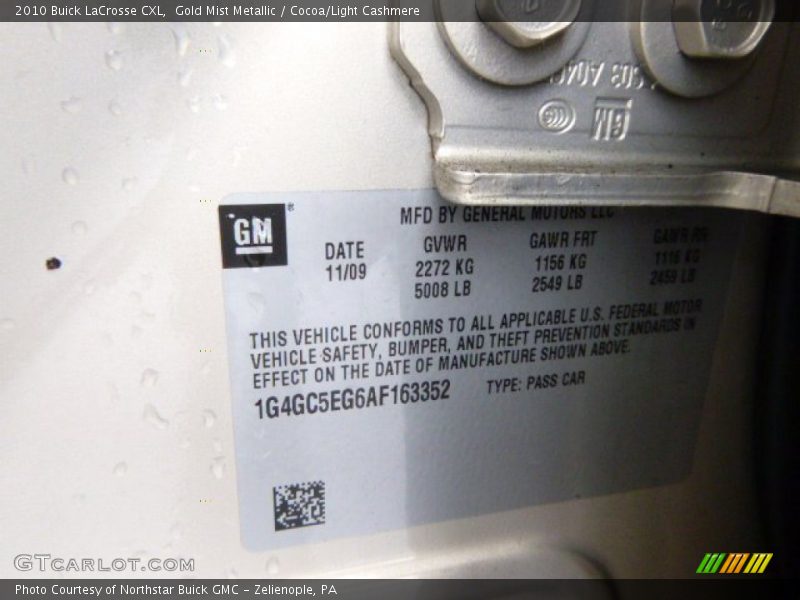 Gold Mist Metallic / Cocoa/Light Cashmere 2010 Buick LaCrosse CXL