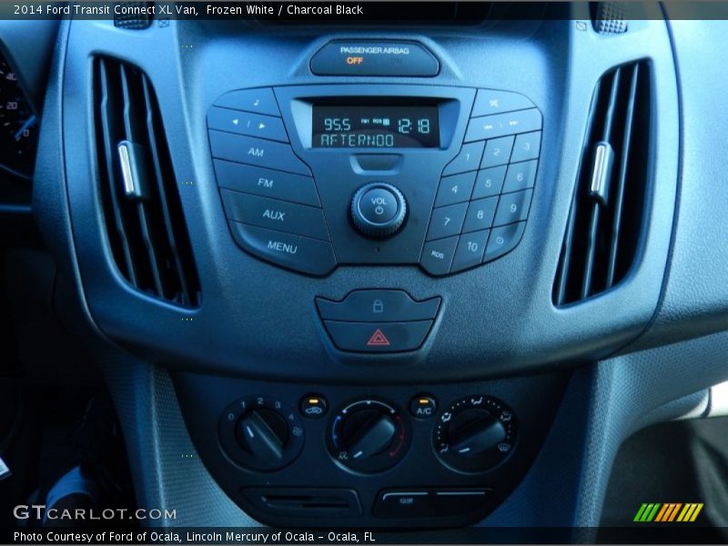 Controls of 2014 Transit Connect XL Van