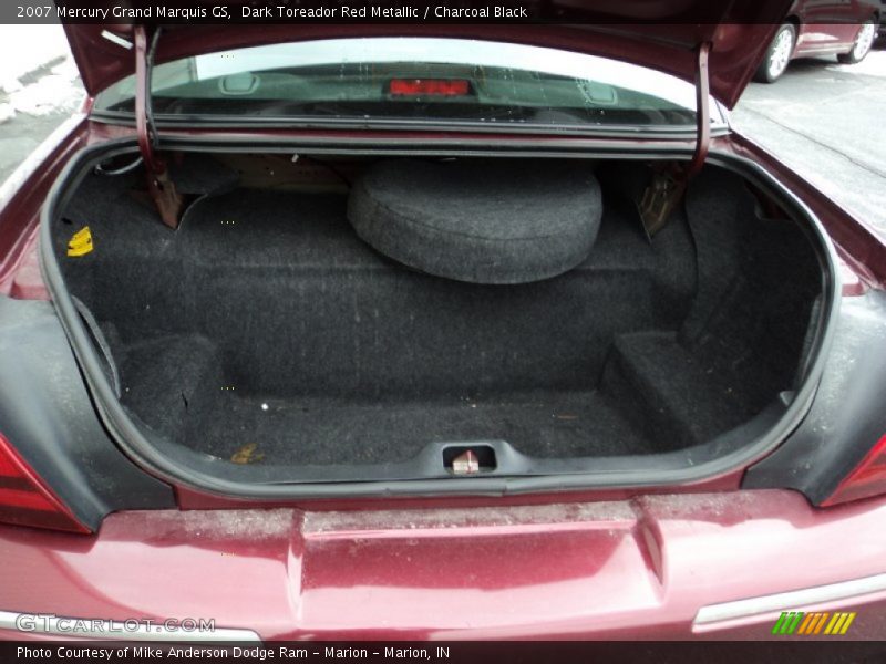Dark Toreador Red Metallic / Charcoal Black 2007 Mercury Grand Marquis GS