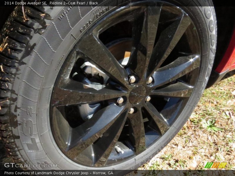 Redline 2-Coat Pearl / Black 2014 Dodge Avenger SE