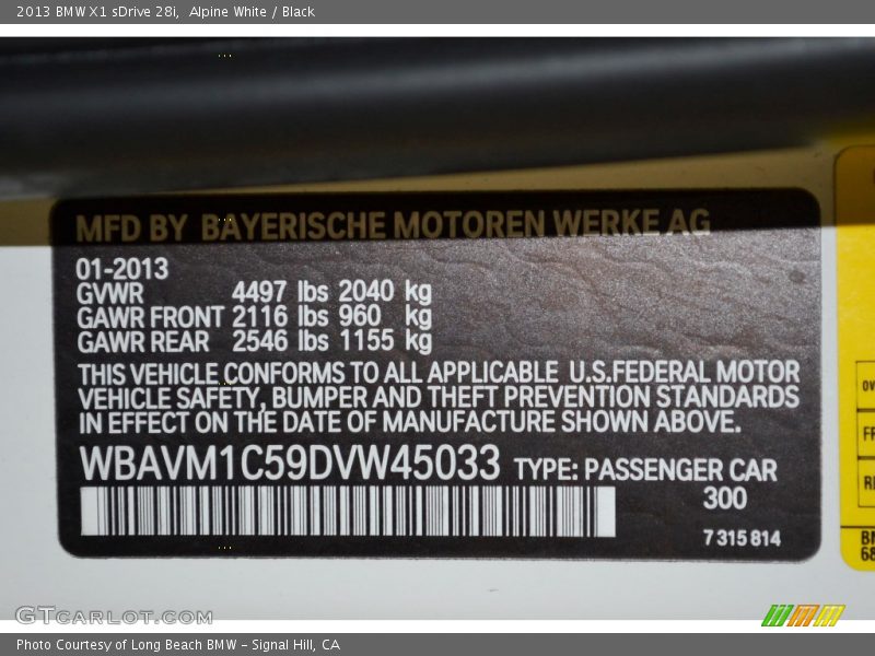 Alpine White / Black 2013 BMW X1 sDrive 28i