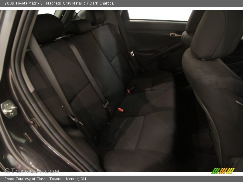Magnetic Gray Metallic / Dark Charcoal 2009 Toyota Matrix S