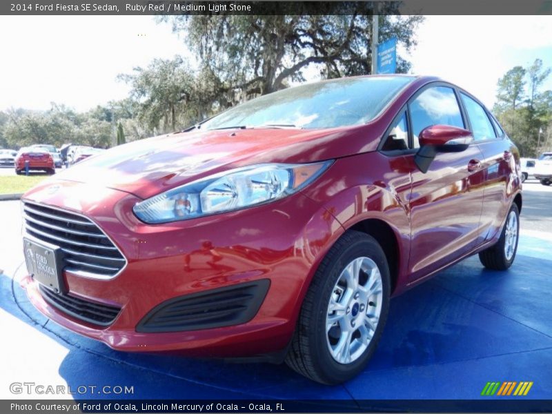 Ruby Red / Medium Light Stone 2014 Ford Fiesta SE Sedan