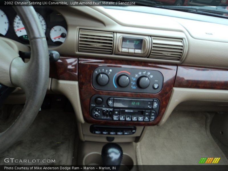 Controls of 2002 Sebring LXi Convertible