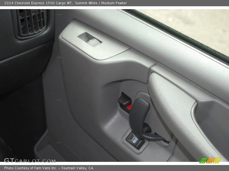 Summit White / Medium Pewter 2014 Chevrolet Express 1500 Cargo WT