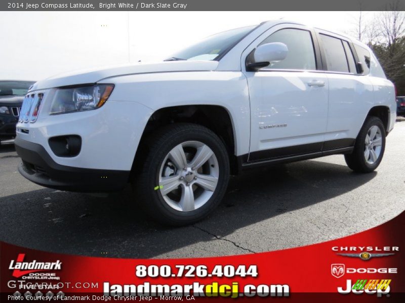Bright White / Dark Slate Gray 2014 Jeep Compass Latitude