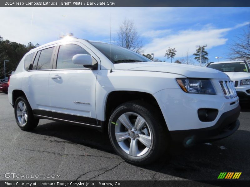 Bright White / Dark Slate Gray 2014 Jeep Compass Latitude