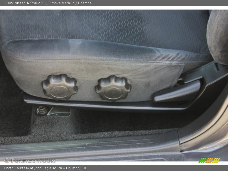 Smoke Metallic / Charcoal 2005 Nissan Altima 2.5 S