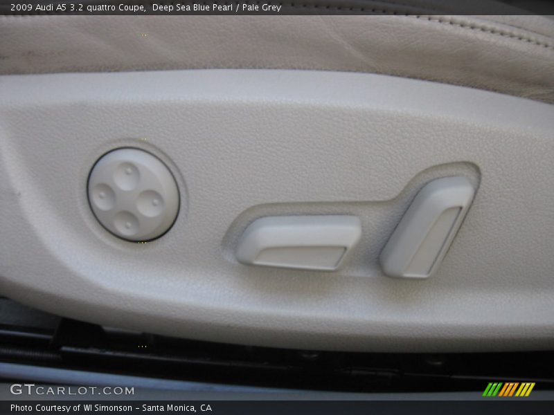 Deep Sea Blue Pearl / Pale Grey 2009 Audi A5 3.2 quattro Coupe