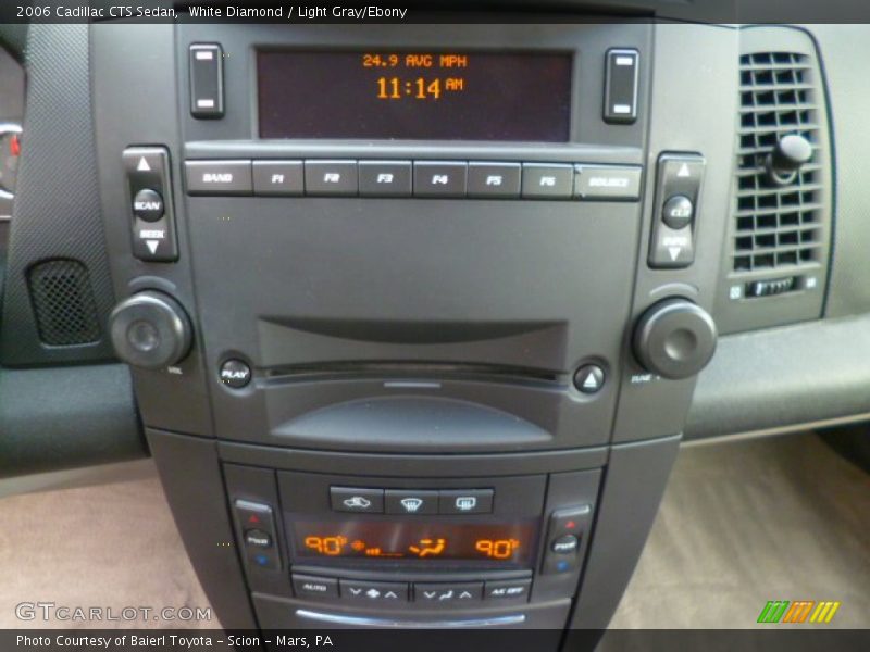 Controls of 2006 CTS Sedan