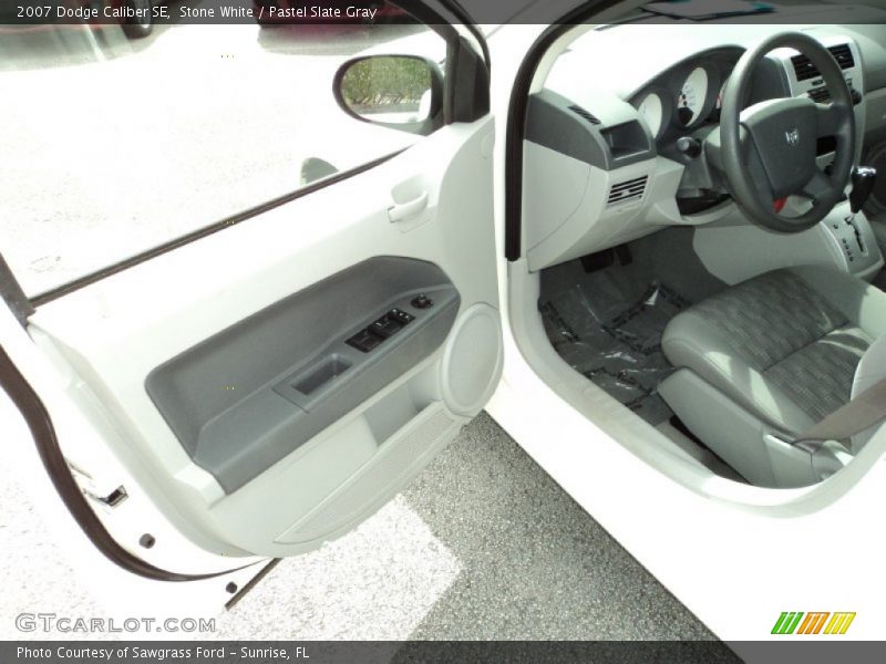 Stone White / Pastel Slate Gray 2007 Dodge Caliber SE