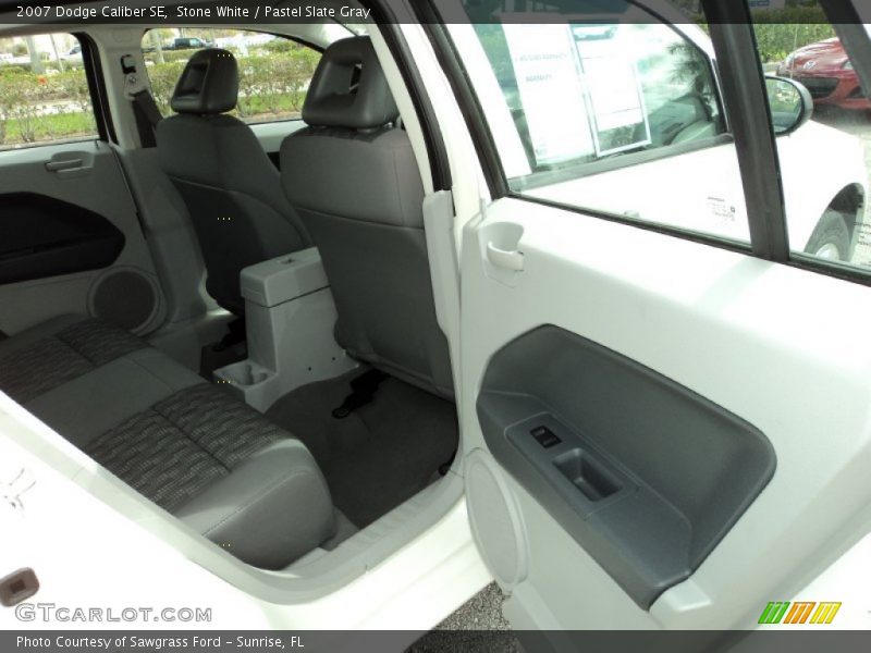 Stone White / Pastel Slate Gray 2007 Dodge Caliber SE