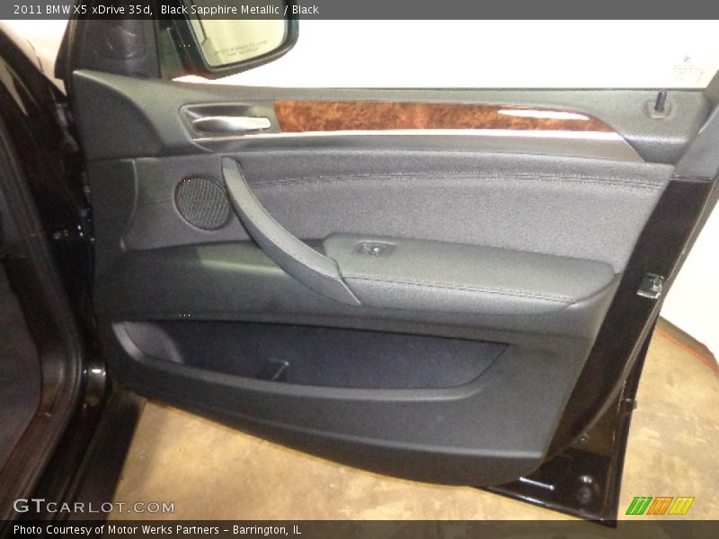 Black Sapphire Metallic / Black 2011 BMW X5 xDrive 35d