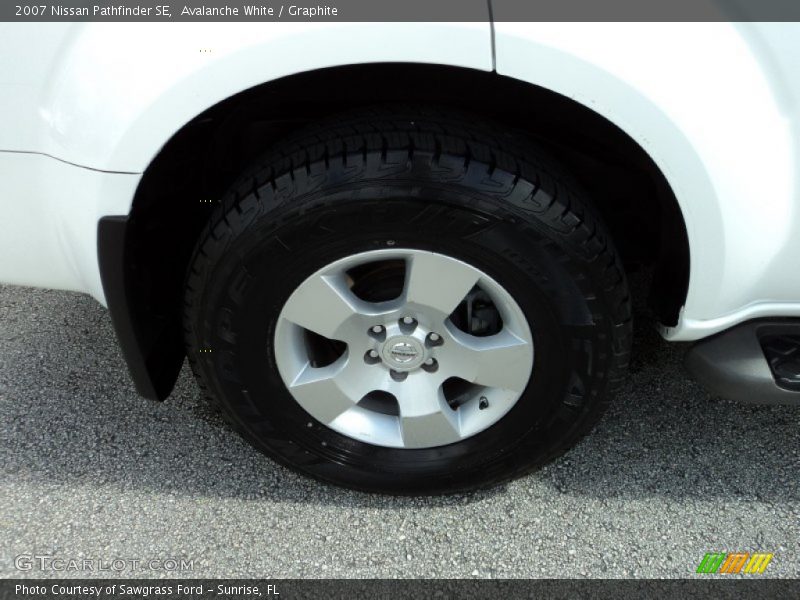 Avalanche White / Graphite 2007 Nissan Pathfinder SE