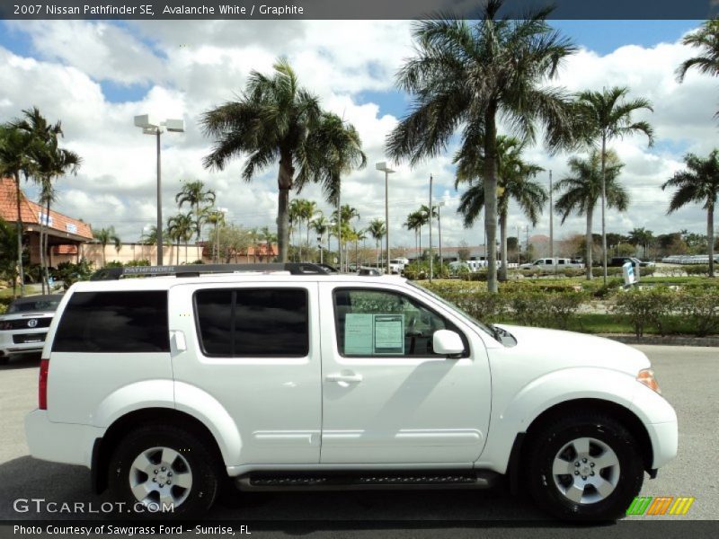 Avalanche White / Graphite 2007 Nissan Pathfinder SE