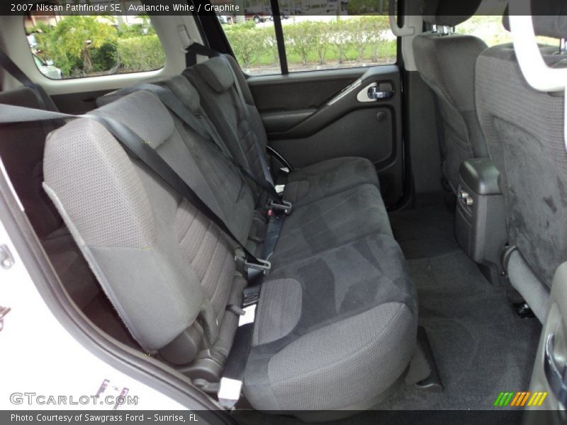 Avalanche White / Graphite 2007 Nissan Pathfinder SE