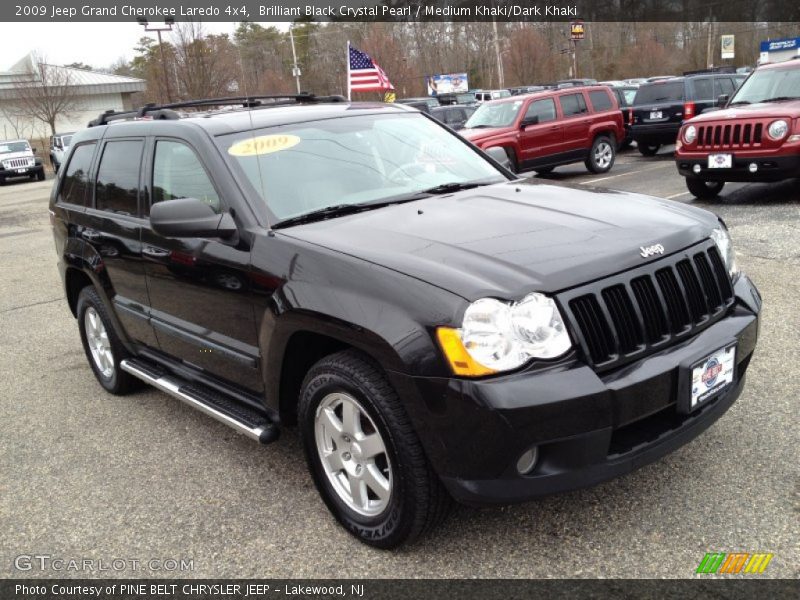 Brilliant Black Crystal Pearl / Medium Khaki/Dark Khaki 2009 Jeep Grand Cherokee Laredo 4x4