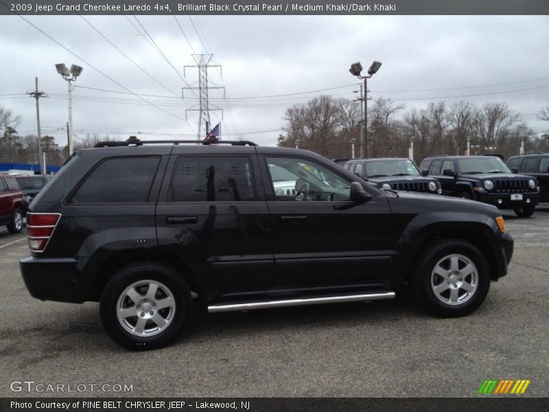 Brilliant Black Crystal Pearl / Medium Khaki/Dark Khaki 2009 Jeep Grand Cherokee Laredo 4x4