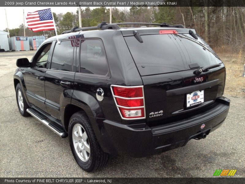 Brilliant Black Crystal Pearl / Medium Khaki/Dark Khaki 2009 Jeep Grand Cherokee Laredo 4x4