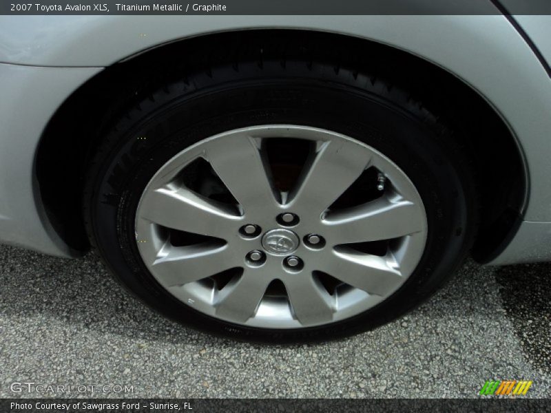 Titanium Metallic / Graphite 2007 Toyota Avalon XLS