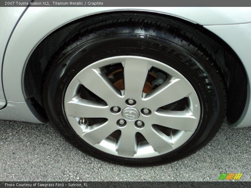 Titanium Metallic / Graphite 2007 Toyota Avalon XLS