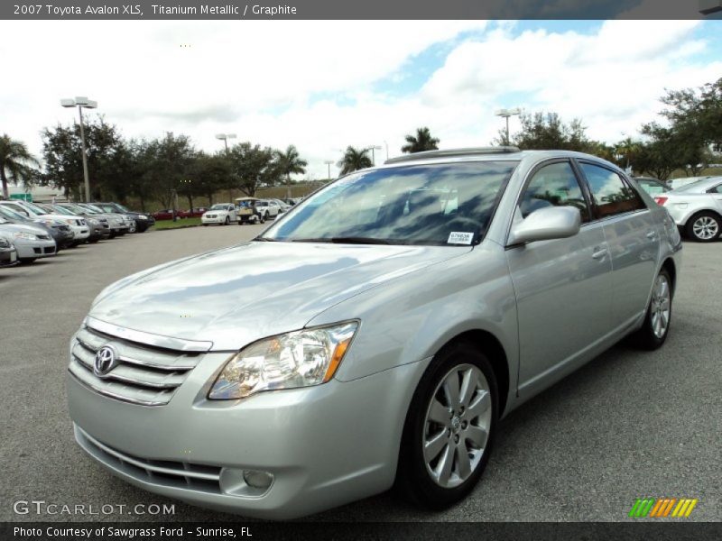 Titanium Metallic / Graphite 2007 Toyota Avalon XLS