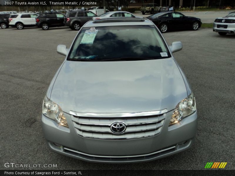 Titanium Metallic / Graphite 2007 Toyota Avalon XLS