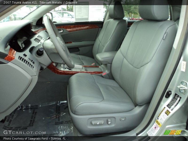Titanium Metallic / Graphite 2007 Toyota Avalon XLS