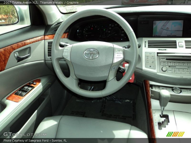 Titanium Metallic / Graphite 2007 Toyota Avalon XLS