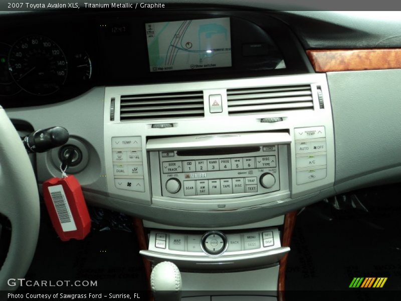 Titanium Metallic / Graphite 2007 Toyota Avalon XLS