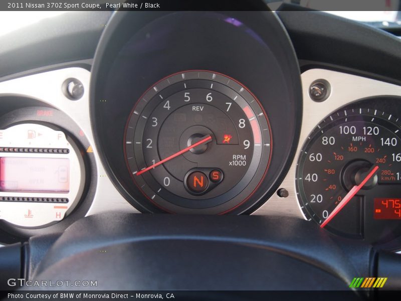 Pearl White / Black 2011 Nissan 370Z Sport Coupe