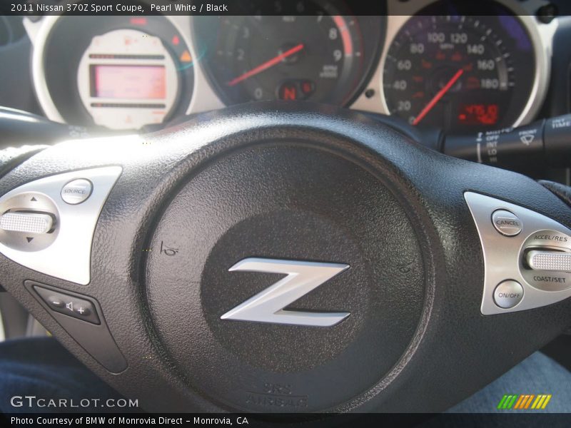Pearl White / Black 2011 Nissan 370Z Sport Coupe