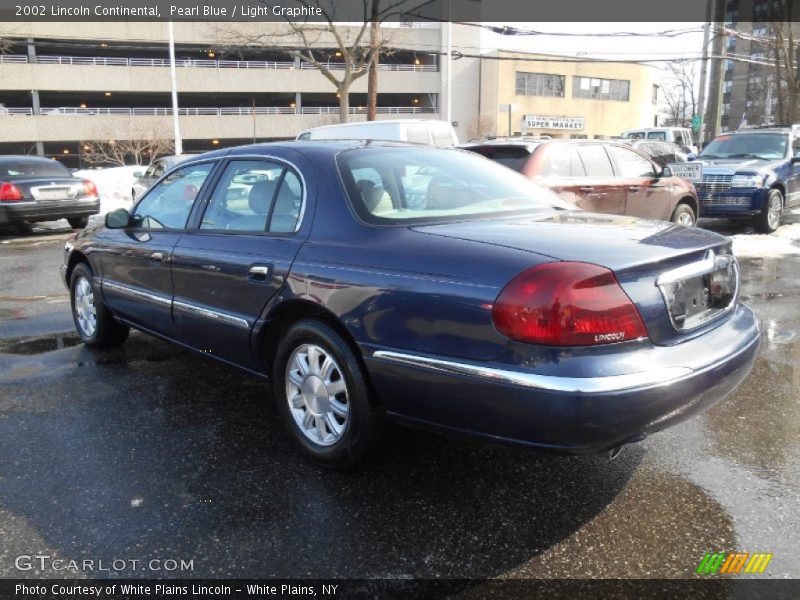Pearl Blue / Light Graphite 2002 Lincoln Continental