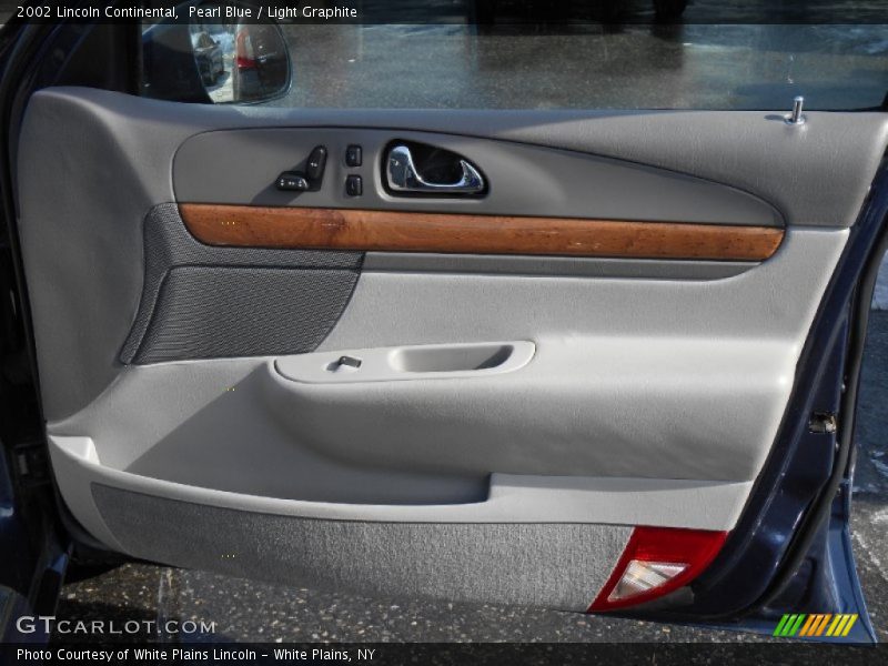 Door Panel of 2002 Continental 