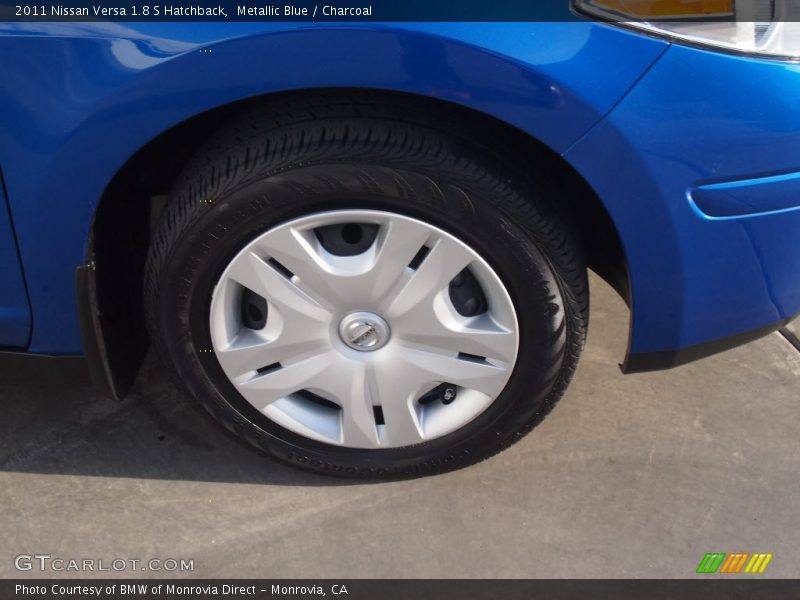 Metallic Blue / Charcoal 2011 Nissan Versa 1.8 S Hatchback