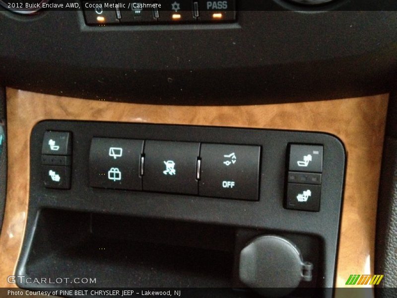 Cocoa Metallic / Cashmere 2012 Buick Enclave AWD