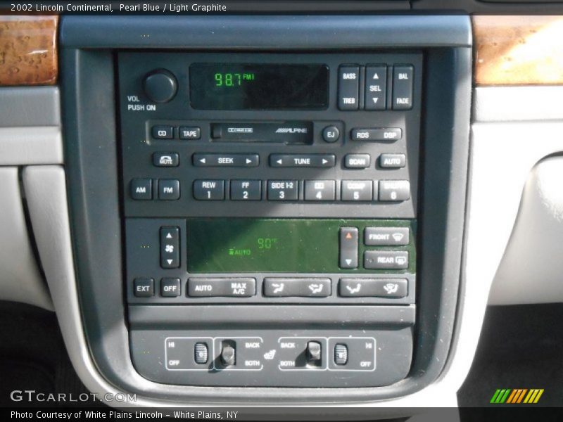 Controls of 2002 Continental 