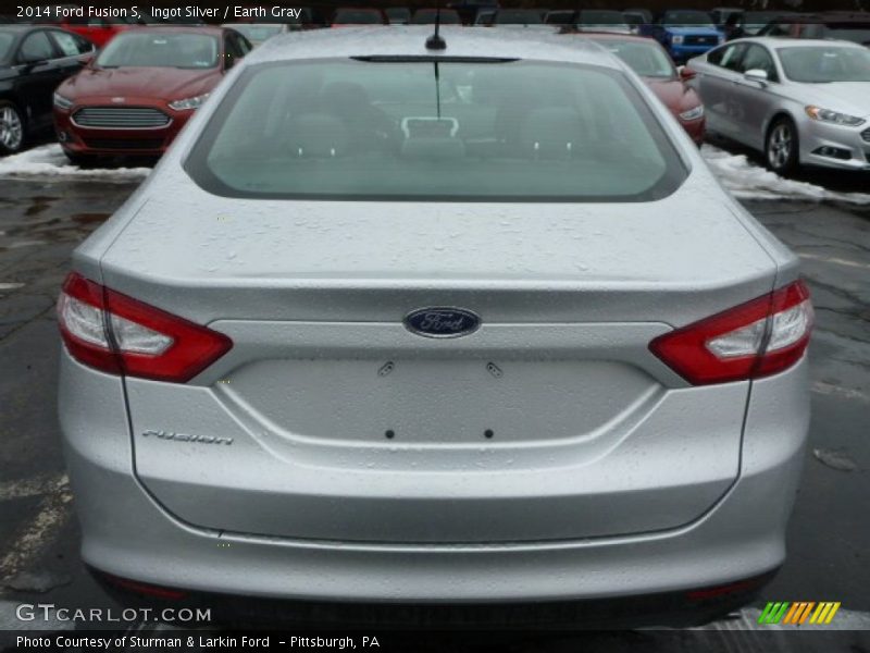 Ingot Silver / Earth Gray 2014 Ford Fusion S