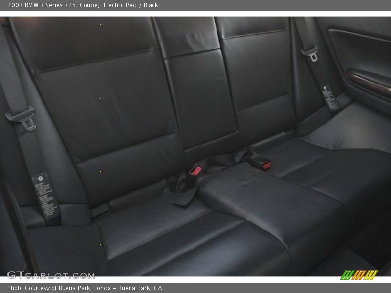 Electric Red / Black 2003 BMW 3 Series 325i Coupe