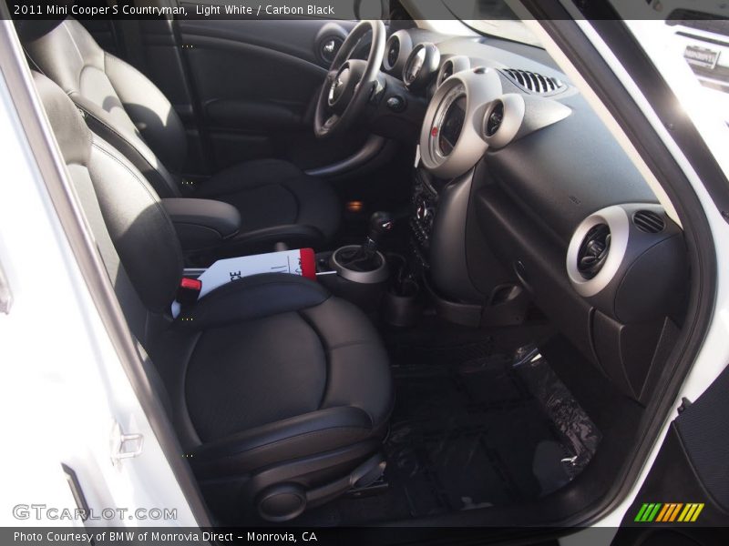 Light White / Carbon Black 2011 Mini Cooper S Countryman