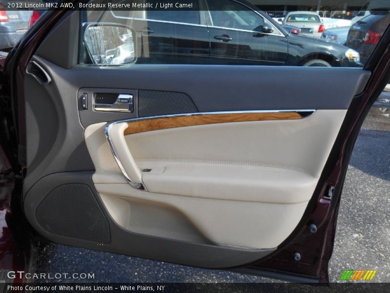 Bordeaux Reserve Metallic / Light Camel 2012 Lincoln MKZ AWD