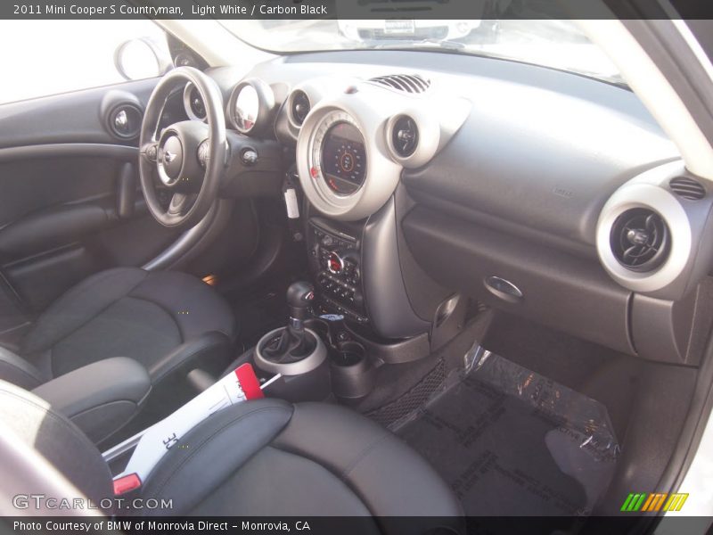 Light White / Carbon Black 2011 Mini Cooper S Countryman
