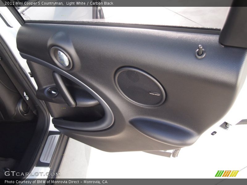 Light White / Carbon Black 2011 Mini Cooper S Countryman