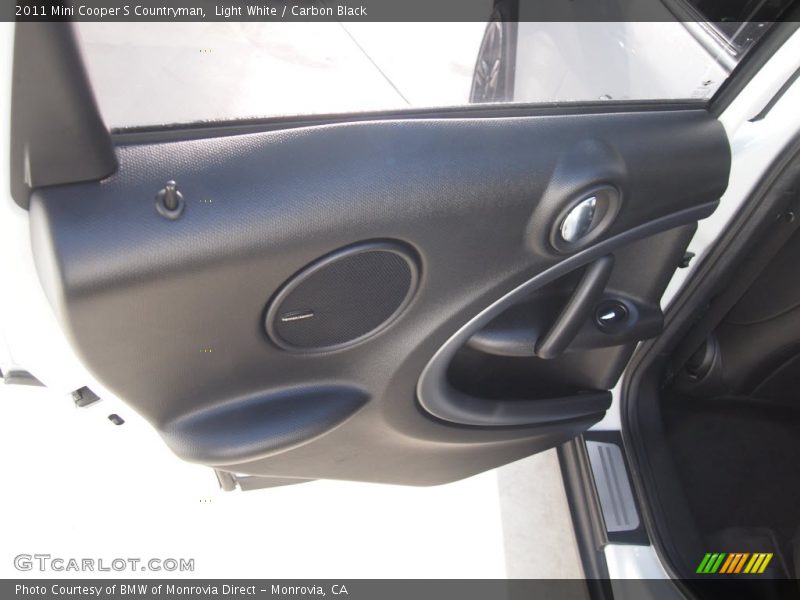 Light White / Carbon Black 2011 Mini Cooper S Countryman
